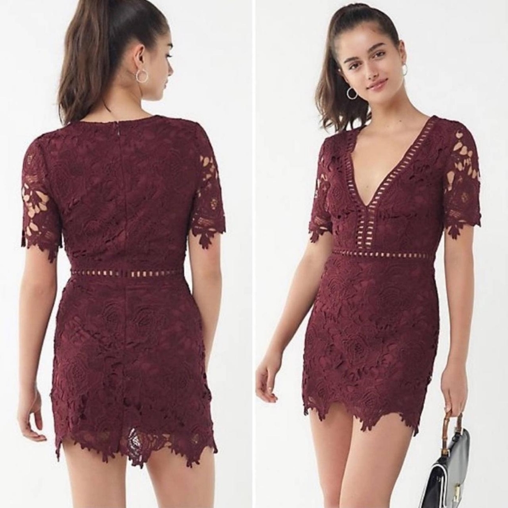 URBAN OUTFITTERS* Lace Mini Dress - Picture 1 of 4